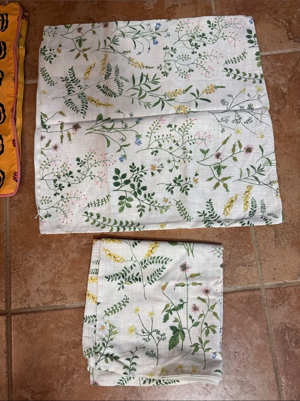Mustard Yellow Floral PrintPillowcases Set with Pink Trim,pillowcases set 2,